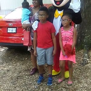 Meet your Posher, Johnny